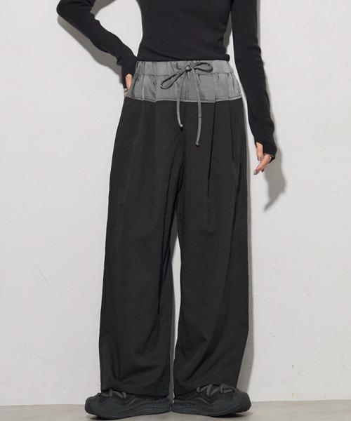 leimn(レイムン)の「サテン切り替えタックパンツ(その他パンツ・レディース・ブラック/ブラウン・M)」の2枚目の写真