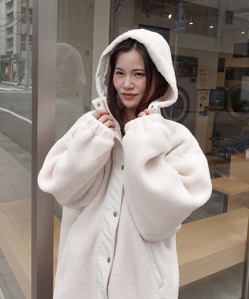 CORNERS（コーナーズ）の「ボアビッグシルエットフードブルゾン（ブルゾン・レディース・アイボリー/ブラック・M/L）」の13枚目の写真