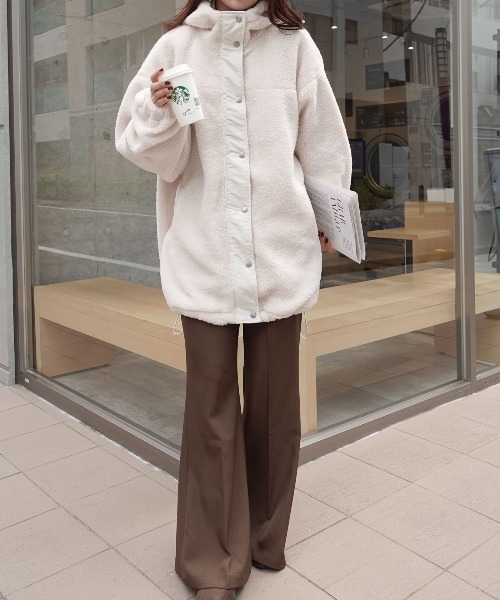 CORNERS（コーナーズ）の「ボアビッグシルエットフードブルゾン（ブルゾン・レディース・アイボリー/ブラック・M/L）」の16枚目の写真