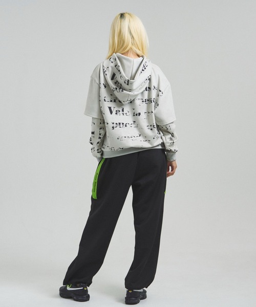 GALLIS ADDICTION（ガリスアディクション）の「GA SUEDE LAYERED LOGO HOODIE（パーカー・メンズ・ブラック/アイボリー・L/M）」の17枚目の写真