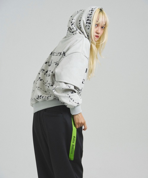 GALLIS ADDICTION（ガリスアディクション）の「GA SUEDE LAYERED LOGO HOODIE（パーカー・メンズ・ブラック/アイボリー・L/M）」の9枚目の写真