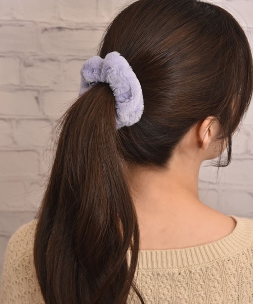 VIBGYOR Women(ヴィブジョー ウィメン)の「【float】ふわふわ シンプル デザイン ファー シュシュ【7色展開】(シュシュ・レディース・ライトグレー/グレー/ラベンダー/ミント/ホワイト/ライトピンク/ライトブラウン・FREE)」の22枚目の写真