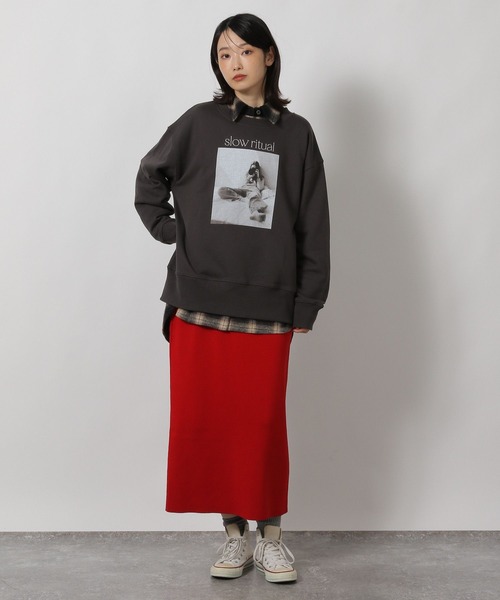 LAKOLE（ラコレ）の「アソートグラフィックスウェット / 606403（スウェット・レディース・グレー/オートミール/チャコール/パープル・FREE）」の8枚目の写真