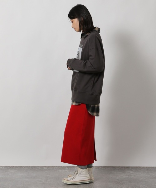 LAKOLE（ラコレ）の「アソートグラフィックスウェット / 606403（スウェット・レディース・グレー/オートミール/チャコール/パープル・FREE）」の9枚目の写真