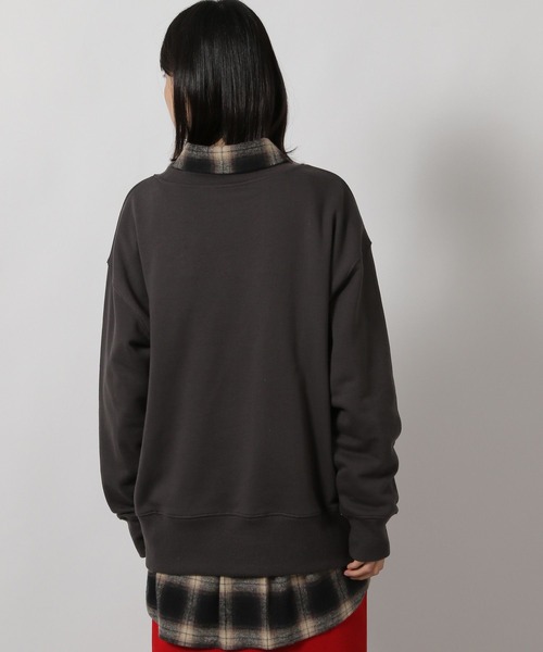 LAKOLE（ラコレ）の「アソートグラフィックスウェット / 606403（スウェット・レディース・グレー/オートミール/チャコール/パープル・FREE）」の12枚目の写真