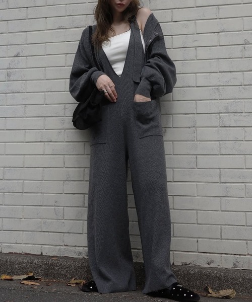 WILLFULLY（ウィルフリー）の「volume sleeve boatneck simple cardigan（カーディガン/ボレロ・レディース・ブラウン/チャコール/ブラック・FREE）」の8枚目の写真