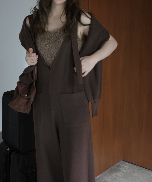 WILLFULLY（ウィルフリー）の「volume sleeve boatneck simple cardigan（カーディガン/ボレロ・レディース・ブラウン/チャコール/ブラック・FREE）」の17枚目の写真