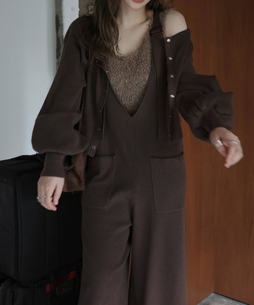 WILLFULLY（ウィルフリー）の「volume sleeve boatneck simple cardigan（カーディガン/ボレロ・レディース・ブラウン/チャコール/ブラック・FREE）」の19枚目の写真
