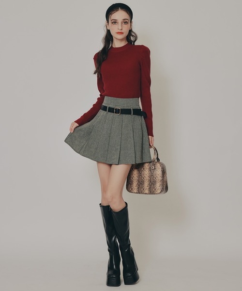 REDYAZEL（レディアゼル）の「パワショルボトルネックニットトップス（ニット/セーター・レディース・ブラック/ホワイト/レッド/ブラウン・FREE）」の17枚目の写真