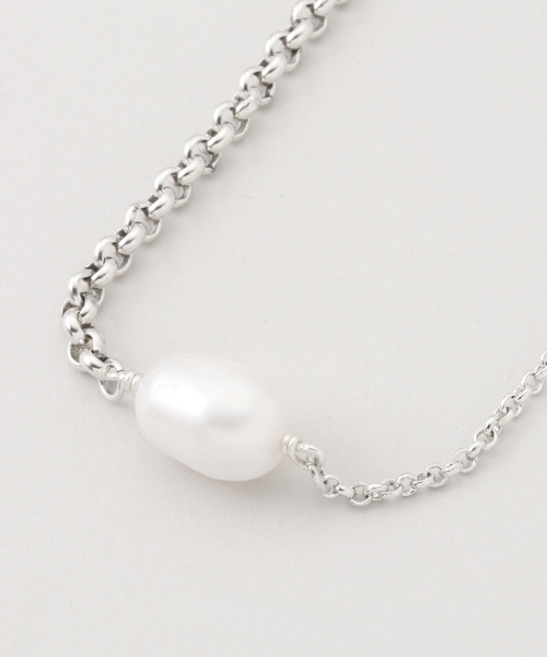 IENA（イエナ）の「PHILIPPE AUDIBERT/フィリップ・オーディベール COXS5750  pearl neckla ネックレス（ネックレス・レディース・シルバー・FREE）」の6枚目の写真