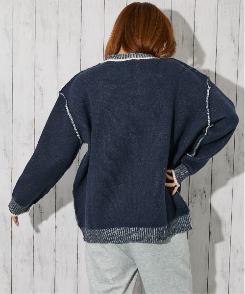 GORGE（ゴージ）の「《ロゴサガラ×バイカラーデザイン》レディース ニットプルオーバー 秋冬（ニット/セーター・レディース・アイボリー/ボルドー/ネイビー・F）」の12枚目の写真