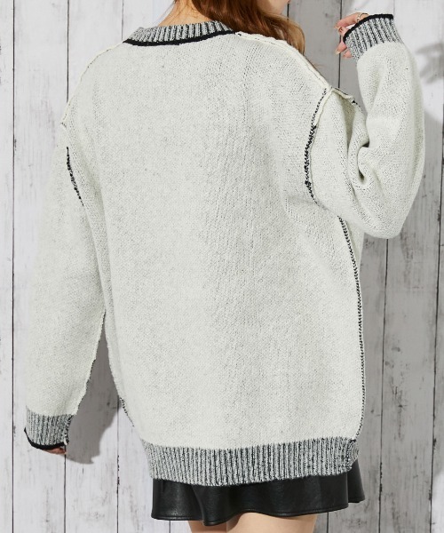 GORGE（ゴージ）の「《ロゴサガラ×バイカラーデザイン》レディース ニットプルオーバー 秋冬（ニット/セーター・レディース・アイボリー/ボルドー/ネイビー・F）」の16枚目の写真