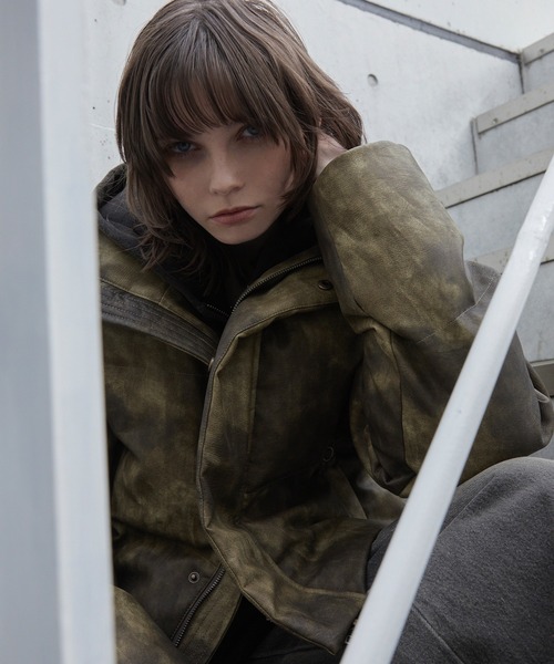 Spielio(シュピーリオ)の「【Spielio】Vintage like high neck padded jacket / ヴィンテージライク合皮ハイネック中綿ジャケット(ダウンジャケット/コート・メンズ・ブラウン/ブラック・L/M/S)」の7枚目の写真