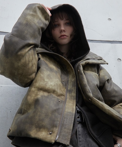 Spielio(シュピーリオ)の「【Spielio】Vintage like high neck padded jacket / ヴィンテージライク合皮ハイネック中綿ジャケット(ダウンジャケット/コート・メンズ・ブラウン/ブラック・L/M/S)」の9枚目の写真