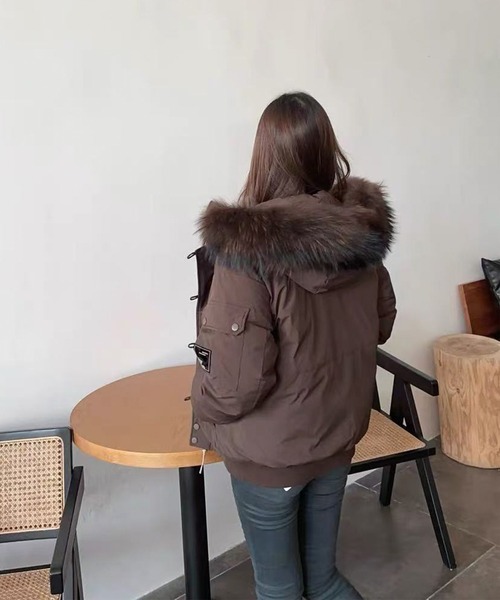 LAFFMO（ラフモ）の「ファーフード付き中綿ジャケット（ダウンジャケット/コート・レディース・ブラウン/オフホワイト/ブラック・S/M/L/XL）」の14枚目の写真