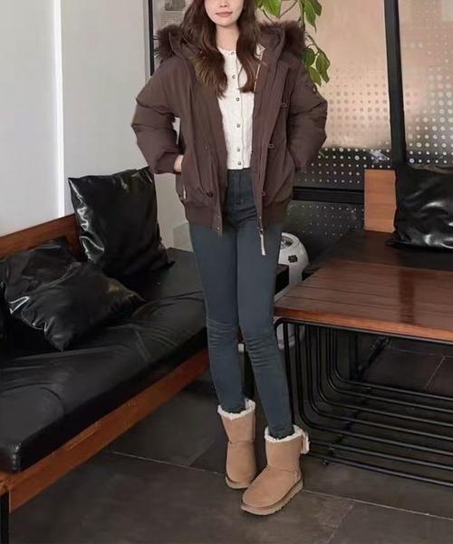 LAFFMO（ラフモ）の「ファーフード付き中綿ジャケット（ダウンジャケット/コート・レディース・ブラウン/オフホワイト/ブラック・S/M/L/XL）」の13枚目の写真