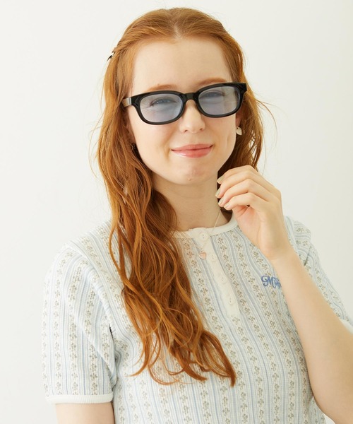 MILKFED.(ミルクフェド)の「MILKFED. LOGO SQUARE SUNGLASSES(サングラス・レディース・ブラック/グレー/ブルー・ONE SIZE)」の7枚目の写真
