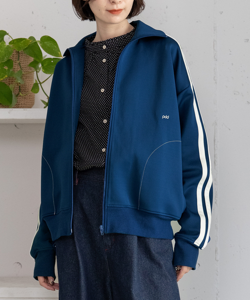 POU DOU DOU（プードゥドゥ）の「pdd刺繍トラックジャケット（その他アウター・レディース・ブルー/レッド/ベージュ・M）」の3枚目の写真