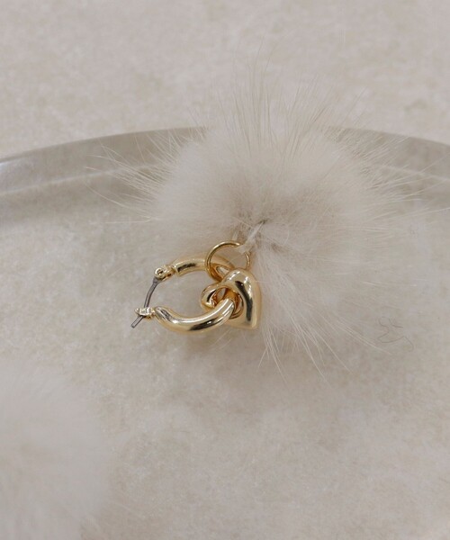 fredy emue（フレディエミュ）の「ミンクファーカスタムフープピアス（ピアス（両耳用）・レディース・アイボリー/ブラウン・FREE）」の8枚目の写真