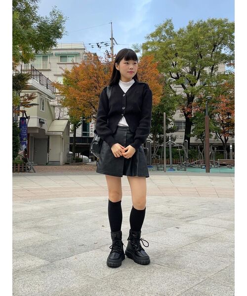 AVANDRESS(アバンドレス )の「Balloon Ribbed Cardigan BLACK(カーディガン/ボレロ・レディース・その他・SMALL/MEDIUM)」の15枚目の写真