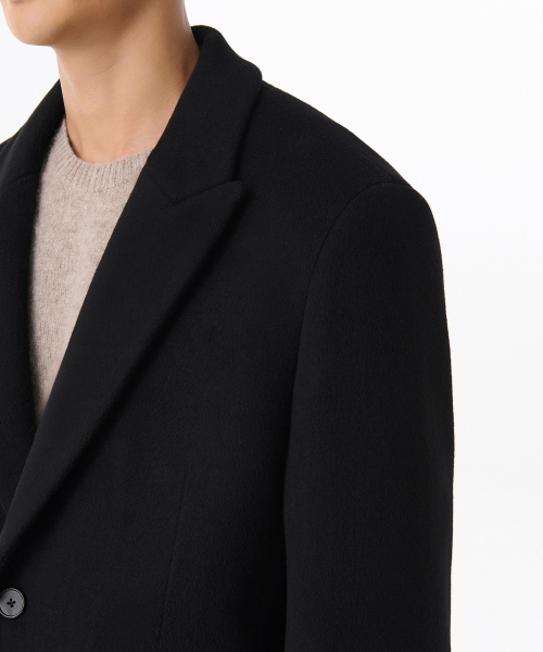 MUSINSA STANDARD（ムシンサスタンダード）の「カシミヤブレンドダディショルダーピークドシングルロングコート[ブラック]（チェスターコート・メンズ・その他・MEDIUM/LARGE/X-LARGE/XX-LARGE）」の8枚目の写真