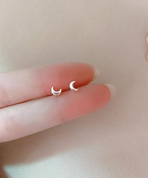 yu-ka（ユーカ）の「YU-KA:ミニムーン モチーフ スタッドピアス mini moon stud pierce（ピアス（両耳用））」