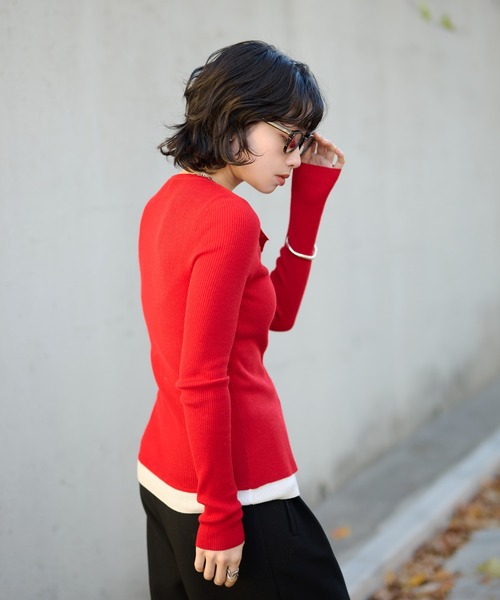 LAULEN(ローレン)の「bicolor layered knit cardigan /配色レイヤード長袖ニットカーディガン(カーディガン/ボレロ・レディース・ベージュ/ブラック/チャコールグレー/レッド・FREE)」の6枚目の写真