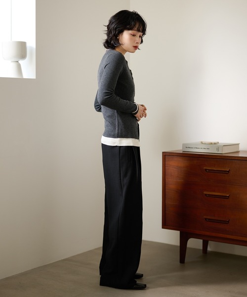LAULEN(ローレン)の「bicolor layered knit cardigan /配色レイヤード長袖ニットカーディガン(カーディガン/ボレロ・レディース・ベージュ/ブラック/チャコールグレー/レッド・FREE)」の21枚目の写真