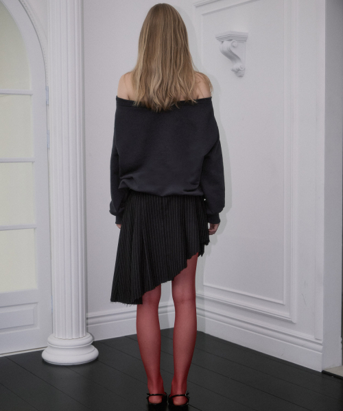 ROSEFRANTZ（ロゼフランツ）の「Eyelet Strap Open Sweatshirt [Charcoal]（スウェット・レディース・チャコールグレー・OS）」の4枚目の写真