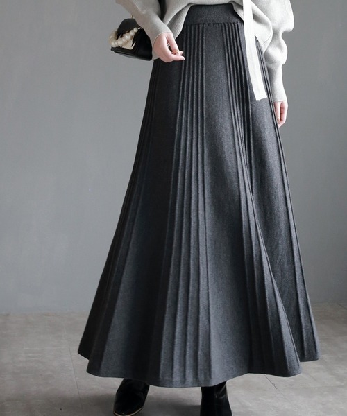 Doula Doula（ドゥーラドゥーラ）の「プリーツニットロングスカート（スカート・レディース・グレー/キャメル・FREE）」の5枚目の写真