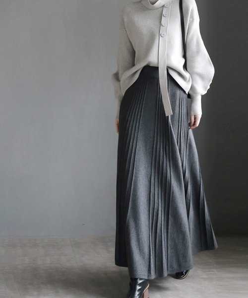 Doula Doula（ドゥーラドゥーラ）の「プリーツニットロングスカート（スカート・レディース・グレー/キャメル・FREE）」の8枚目の写真