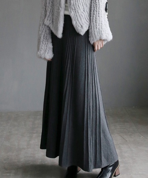 Doula Doula（ドゥーラドゥーラ）の「プリーツニットロングスカート（スカート・レディース・グレー/キャメル・FREE）」の9枚目の写真