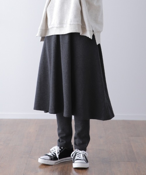 HUG.U(ハグユー)の「裏起毛レギンス付きスカート(スカート・レディース・ブラック/グレー・L/M/3L/2L)」の5枚目の写真