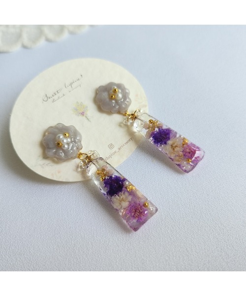 tone(トーン)の「【Sweetlupine】【Sweetlupine】【パープル】淡い花形 クリアステック フラワー お花いっぱい レジン ♡サージカルピアス(MA)(ピアス(両耳用)・レディース・パープル・FREE)」の4枚目の写真
