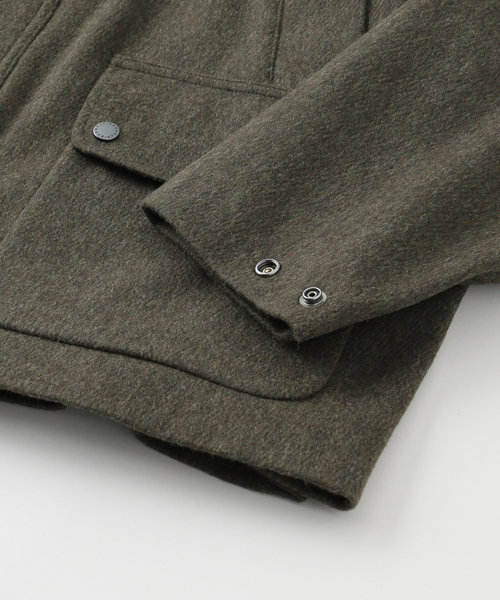Barbour(バブアー)の「Barbour(バブアー) Modified Bedale Wool Jacket(その他アウター・メンズ・カーキ・X-LARGE/LARGE/MEDIUM)」の4枚目の写真