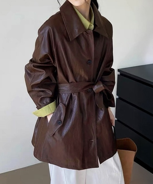 Miniministore(ミニミニストア)の「エコレザーロングジャケット韓国風アウター(テーラードジャケット・レディース・ブラック/ブラウン・FREE)」の2枚目の写真