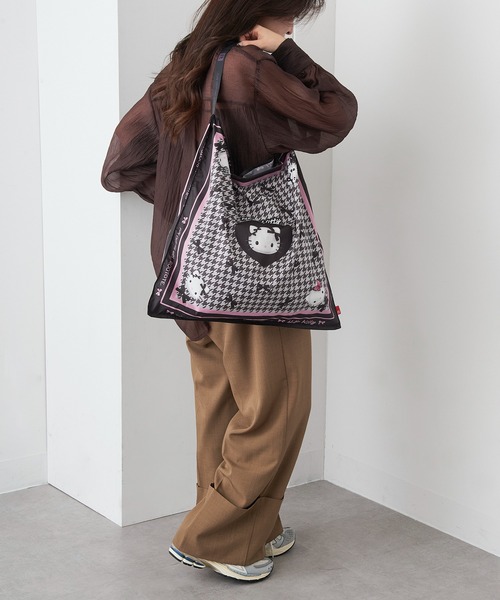 ROOTOTE(ルートート)の「【ROOTOTE】IP.TABLO50.ハローキティ-A 8470(トートバッグ・レディース・ブラック/レッド/ネイビー・FREE)」の16枚目の写真