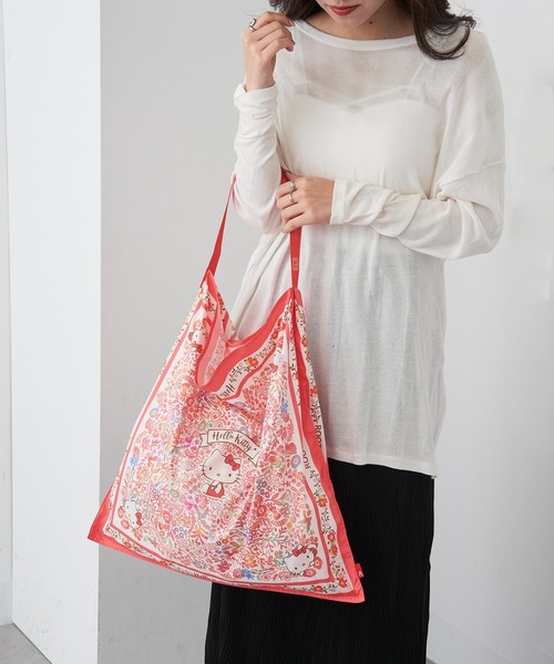 ROOTOTE(ルートート)の「【ROOTOTE】IP.TABLO50.ハローキティ-A 8470(トートバッグ・レディース・ブラック/レッド/ネイビー・FREE)」の4枚目の写真