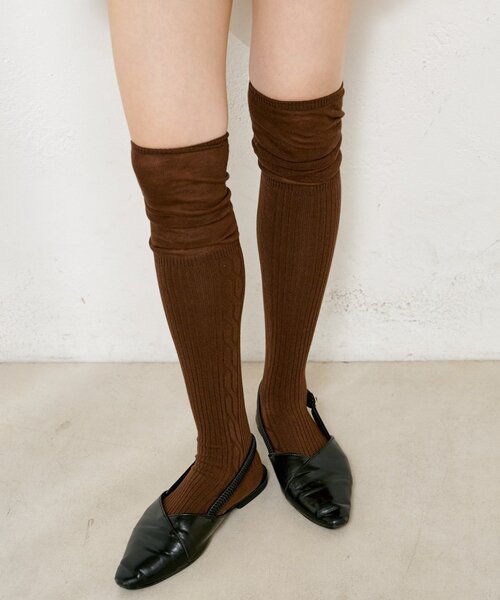 Kastane(カスタネ)の「リブ2WAYハイソックス(ソックス/靴下・レディース・バーガンディー/ダークブラウン・FREE)」の2枚目の写真