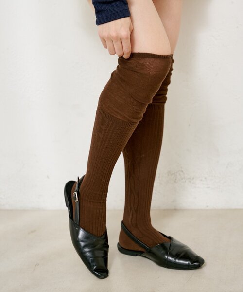 Kastane(カスタネ)の「リブ2WAYハイソックス(ソックス/靴下・レディース・バーガンディー/ダークブラウン・FREE)」の4枚目の写真