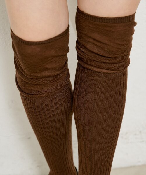Kastane(カスタネ)の「リブ2WAYハイソックス(ソックス/靴下・レディース・バーガンディー/ダークブラウン・FREE)」の6枚目の写真