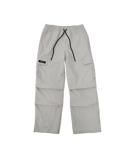 BETMASS(ベットマス)の「Nylon cargo pants (Light Gray)(スウェットパンツ・メンズ・その他・LARGE/MEDIUM/X-LARGE)」の1枚目の写真
