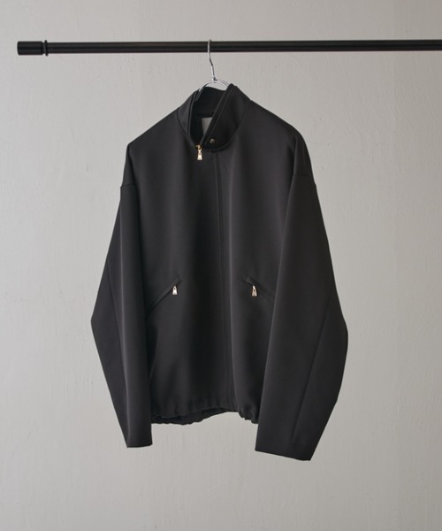 CULLNI（クルニ）の「【CULLNI for Lui's】ダブルカラースタンドブルゾン（ブルゾン・メンズ・ブラック/ライトグレー・1/2）」の4枚目の写真