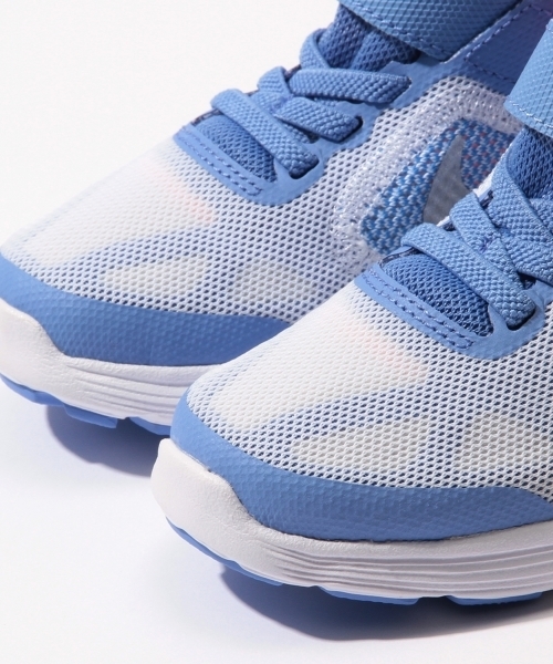 こども ビームス(コドモビームス)の「NIKE / 16S レボリューション3 PSV (16.5~22cm)(スニーカー・キッズ・ブルー/ブラック系その他/ライトブルー/レッド系その他・21/17/19/21.5/18/16.5/18.5/19.5/17.5/20.5/20/22)」の6枚目の写真