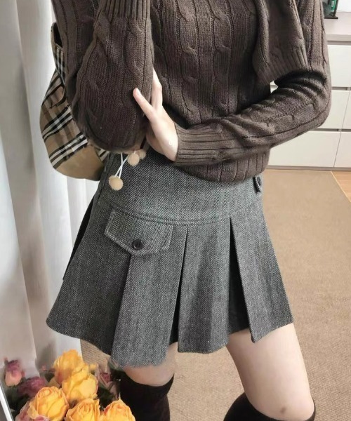 gossip！ロサンゼルス（ゴシップロサンゼルス）の「JK ウールライク リンボーン厚手タックミニプリーツスカート （インパン付）［秋冬の韓国ファッション ガーリー定番］（スカート・レディース・グレー・L/M/S）」の7枚目の写真