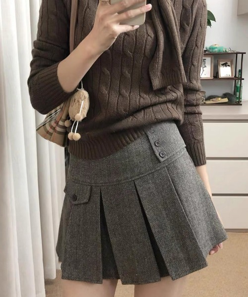 gossip！ロサンゼルス（ゴシップロサンゼルス）の「JK ウールライク リンボーン厚手タックミニプリーツスカート （インパン付）［秋冬の韓国ファッション ガーリー定番］（スカート・レディース・グレー・L/M/S）」の10枚目の写真