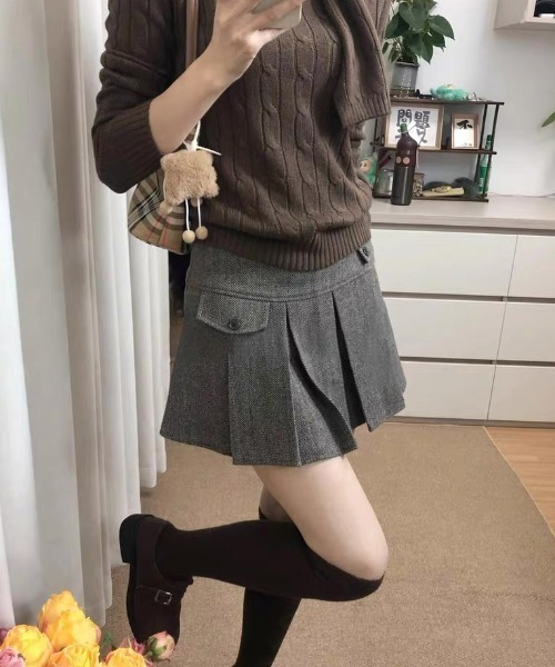 gossip！ロサンゼルス（ゴシップロサンゼルス）の「JK ウールライク リンボーン厚手タックミニプリーツスカート （インパン付）［秋冬の韓国ファッション ガーリー定番］（スカート・レディース・グレー・L/M/S）」の12枚目の写真