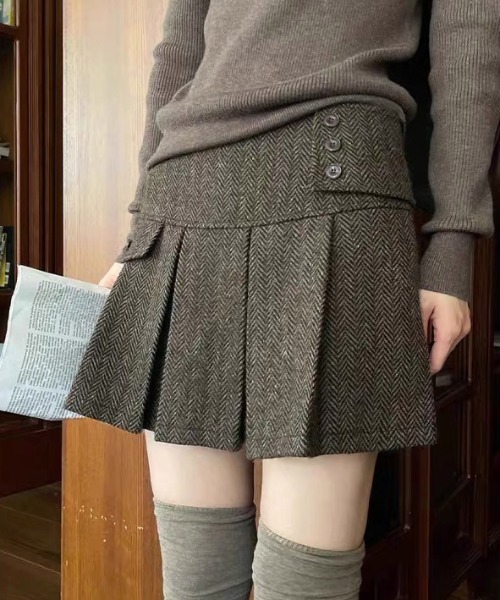 gossip！ロサンゼルス（ゴシップロサンゼルス）の「JK ウールライク リンボーン厚手タックミニプリーツスカート （インパン付）［秋冬の韓国ファッション ガーリー定番］（スカート・レディース・グレー・L/M/S）」の13枚目の写真