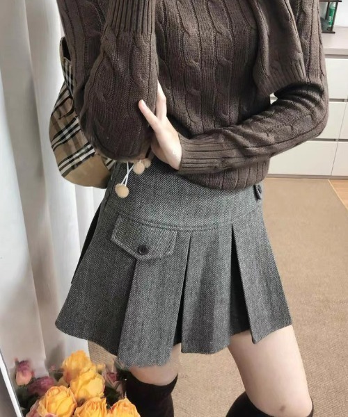 gossip！ロサンゼルス（ゴシップロサンゼルス）の「JK ウールライク リンボーン厚手タックミニプリーツスカート （インパン付）［秋冬の韓国ファッション ガーリー定番］（スカート・レディース・グレー・L/M/S）」の14枚目の写真