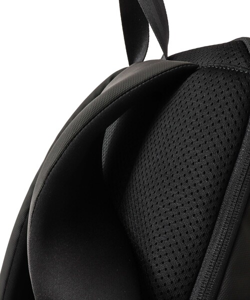 Un coeur（アンクール）の「【Un coeur/アンクール】別注バックパック COATED 26SS（バックパック/リュック・メンズ・ブラック・FREE）」の13枚目の写真
